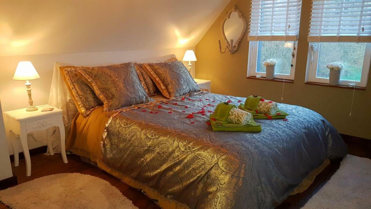 Sunrise Cottage Megrit ภายนอก รูปภาพ